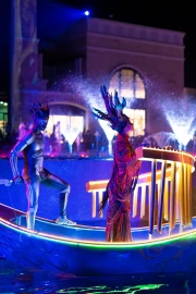 Musical Boat Parade Show - Heart of Chimera Fountain