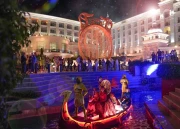Musical Boat Parade Show - Legendary Promenade
